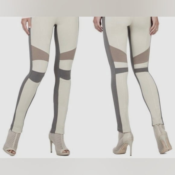 *NWOT* BCBGMaxAzria Cream and Gray Geometric Kervin Leggings - Picture 2 of 8